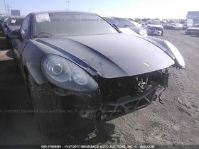2016 Porsche Panamera