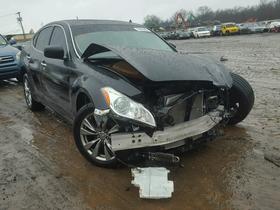 2012 Infiniti M37