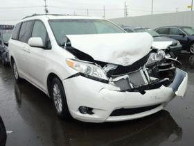2015 Toyota Sienna