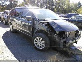 2015 Chrysler Town & Country