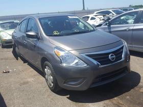 2015 Nissan Versa