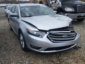 2016 Ford Taurus