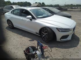 2019 Volvo S60