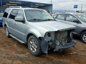 2005 Lincoln Navigator