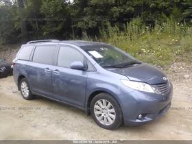 2015 Toyota Sienna