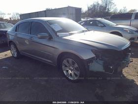 2013 Chrysler 200