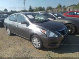 2016 Nissan Versa