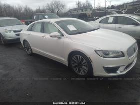 2017 Lincoln MKZ