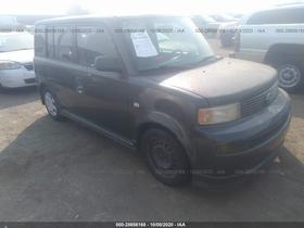 2005 Scion xB
