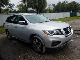2017 Nissan Pathfinder