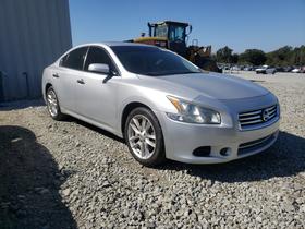 2013 Nissan Maxima