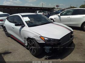 2020 Hyundai Veloster