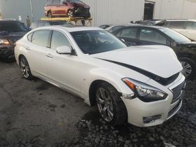 2017 Infiniti Q70