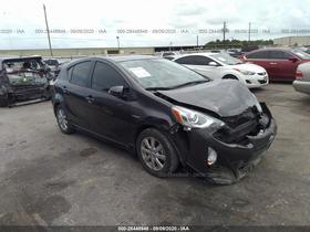 2017 Toyota Prius C