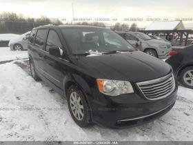 2015 Chrysler Town & Country