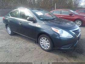 2015 Nissan Versa