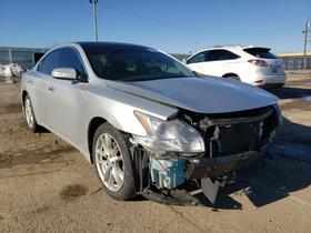 2010 Nissan Maxima