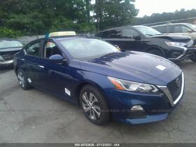 2020 Nissan Altima