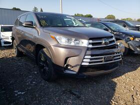 2017 Toyota Highlander