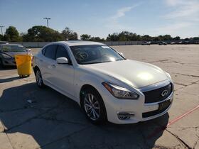 2015 Infiniti Q70