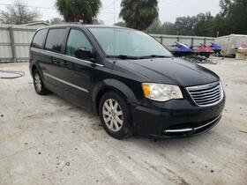 2013 Chrysler Town & Country