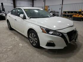 2020 Nissan Altima