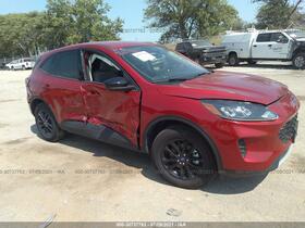 2020 Ford Escape Hybrid