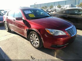2013 Chrysler 200
