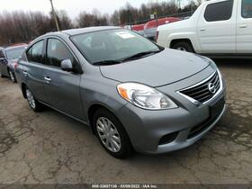 2014 Nissan Versa