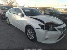 2013 Lexus ES 300h