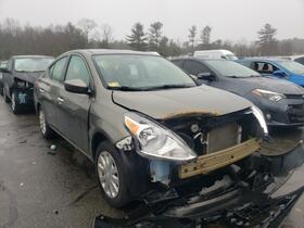 2016 Nissan Versa