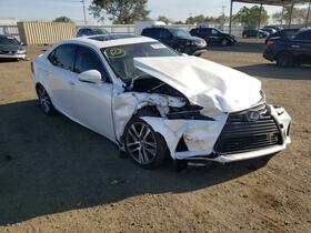 2019 Lexus IS