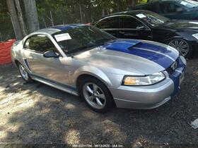 2000 Ford Mustang