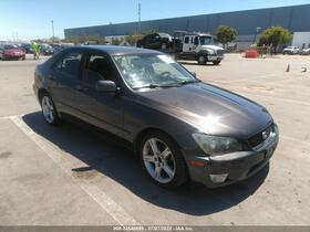 2004 Lexus IS 300