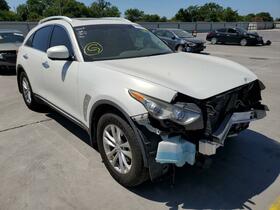 2011 Infiniti FX35