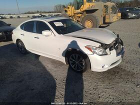 2011 Infiniti M37