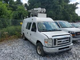 2010 Ford E-350 Super Duty