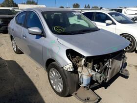 2016 Nissan Versa