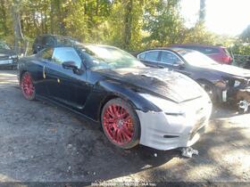 2016 Nissan GT-R
