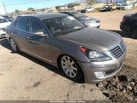 2013 Hyundai Equus