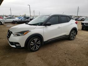 2020 Nissan Kicks