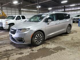 2021 Chrysler Pacifica