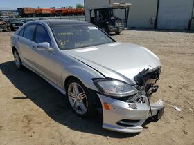 2013 Mercedes-Benz S-Class