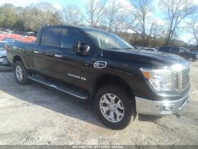 2017 Nissan Titan