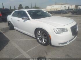 2020 Chrysler 300