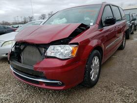 2015 Chrysler Town & Country