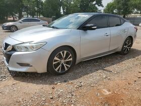 2016 Nissan Maxima