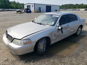 2007 Lincoln Town Car