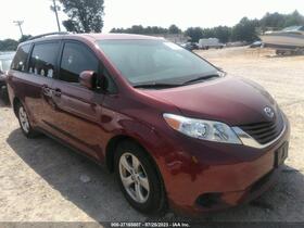 2015 Toyota Sienna