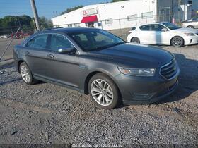 2015 Ford Taurus